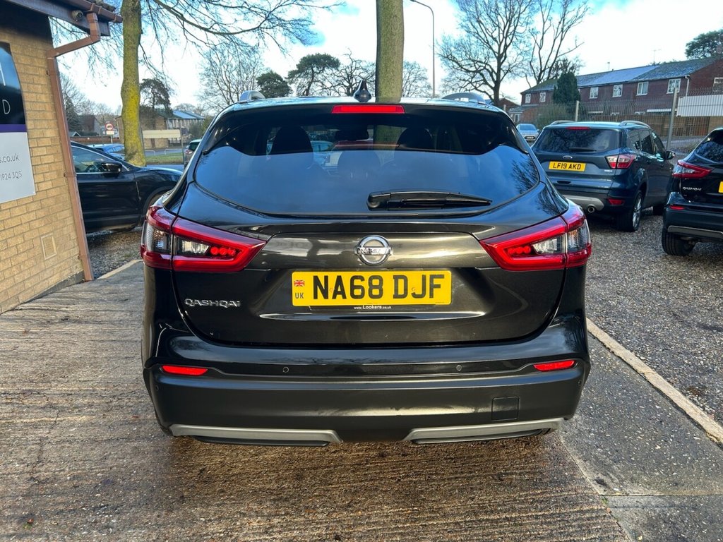 Used Nissan Qashqai 2018 for sale - 77659818: Photo 8