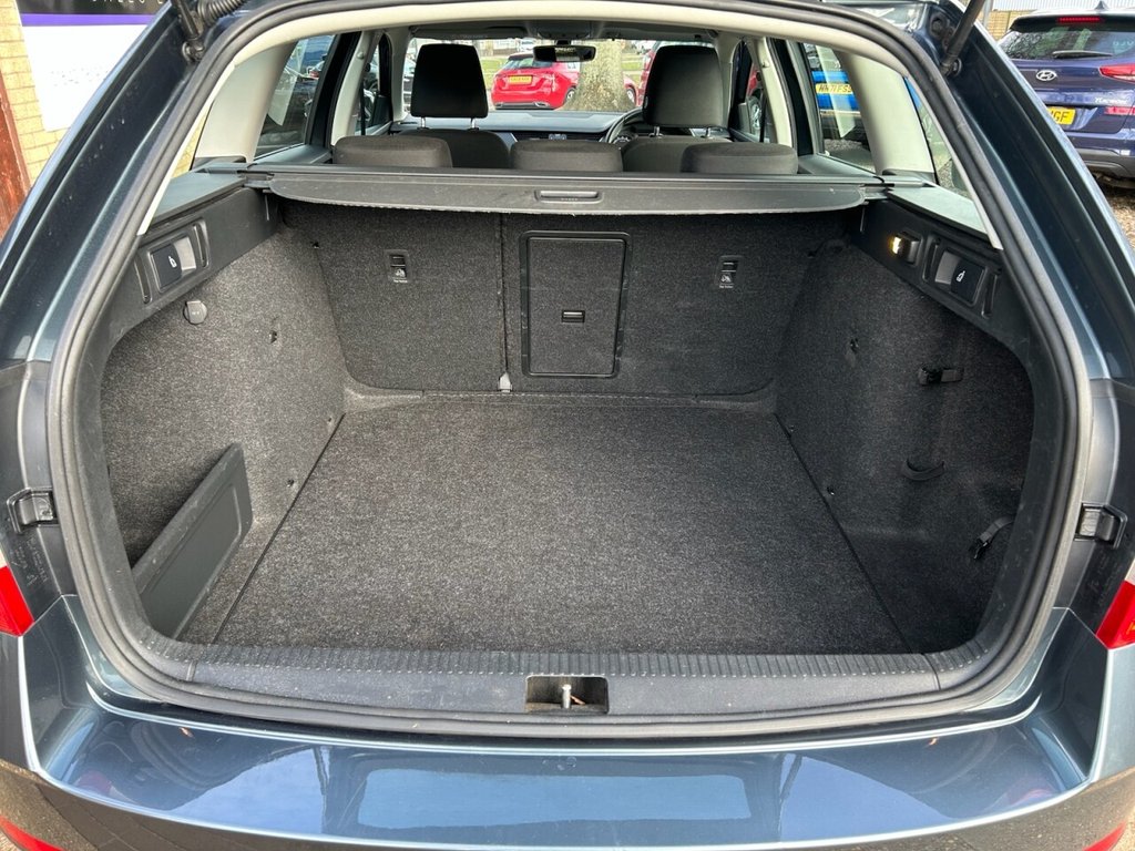 Used Skoda Octavia 2019 for sale - 77654723: Photo 15