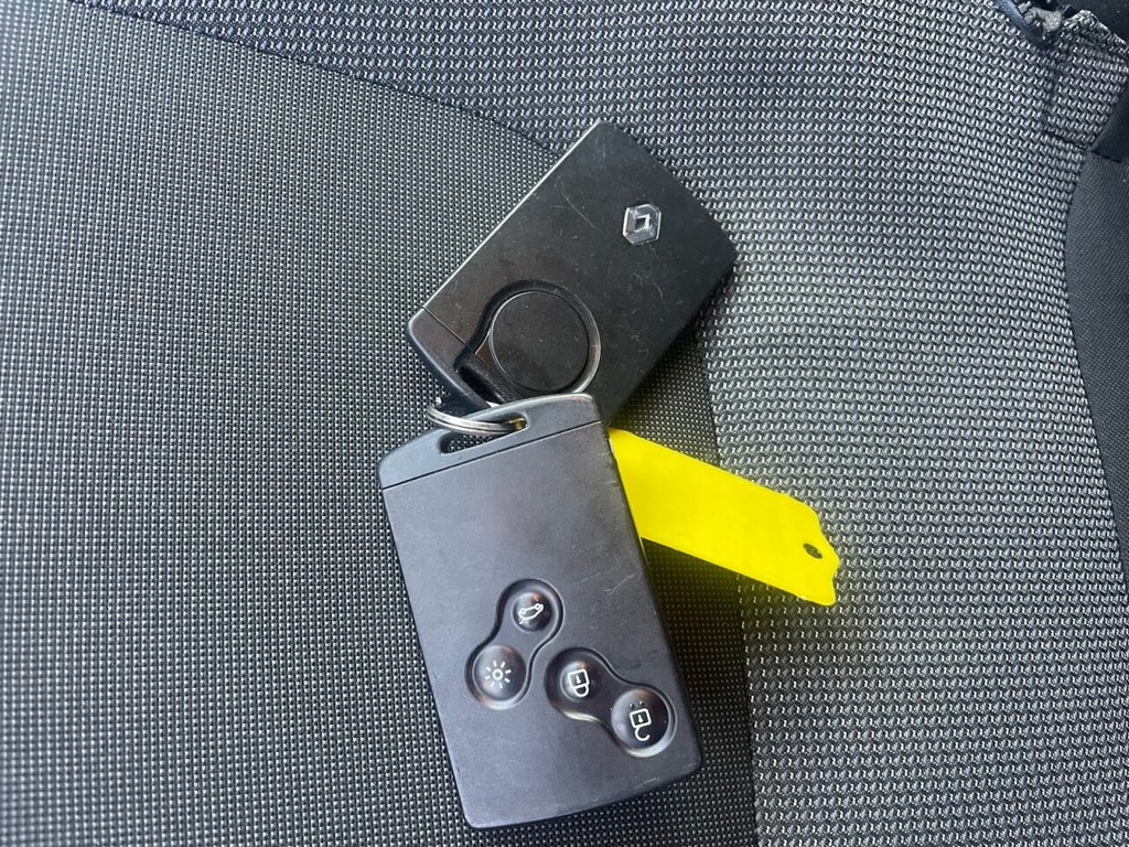 Used Renault Captur 2016 for sale - 77659859: Photo 11