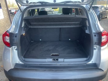 Used Renault Captur 2016 for sale - 77659859: Photo