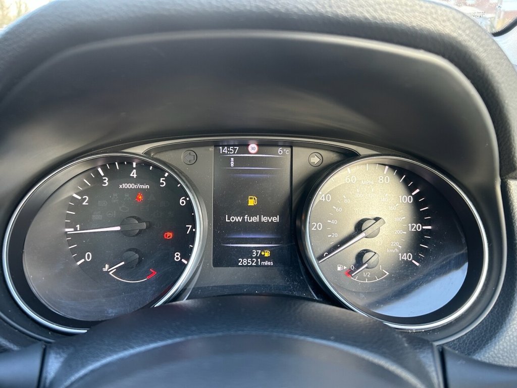 Used Nissan Qashqai 2017 for sale - 77659837: Photo 16