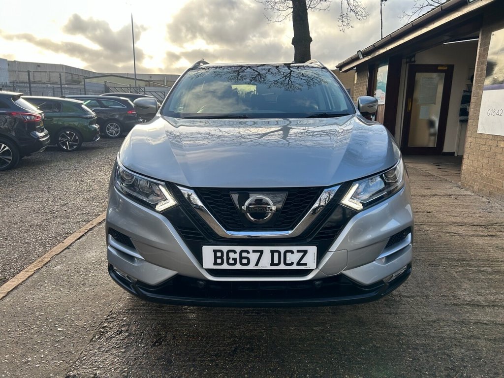 Used Nissan Qashqai 2017 for sale - 77659837: Photo 4