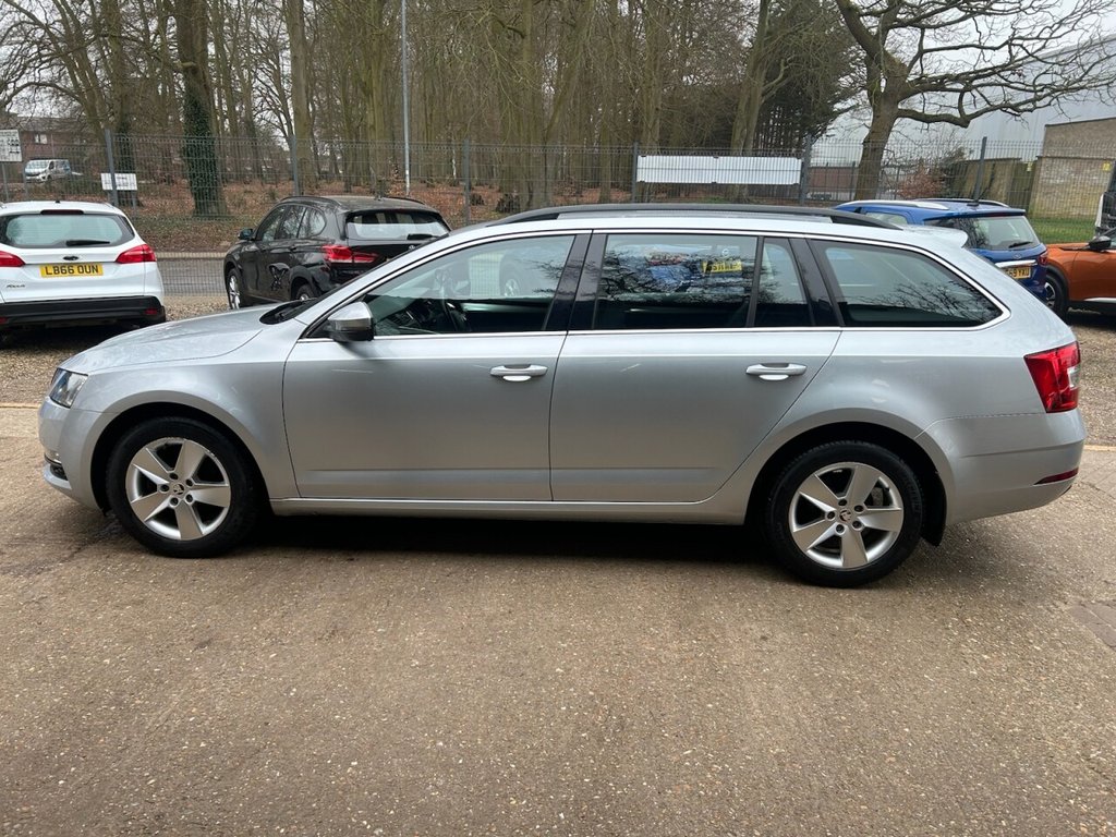 Used Skoda Octavia 2020 for sale - 77659863: Photo 8