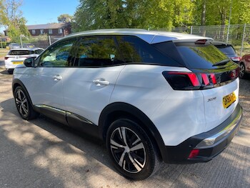 Used Peugeot 3008 2018 for sale - 78357723: Photo