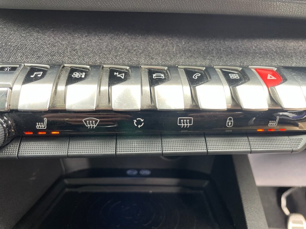 Used Peugeot 3008 2018 for sale - 77836032: Photo 14