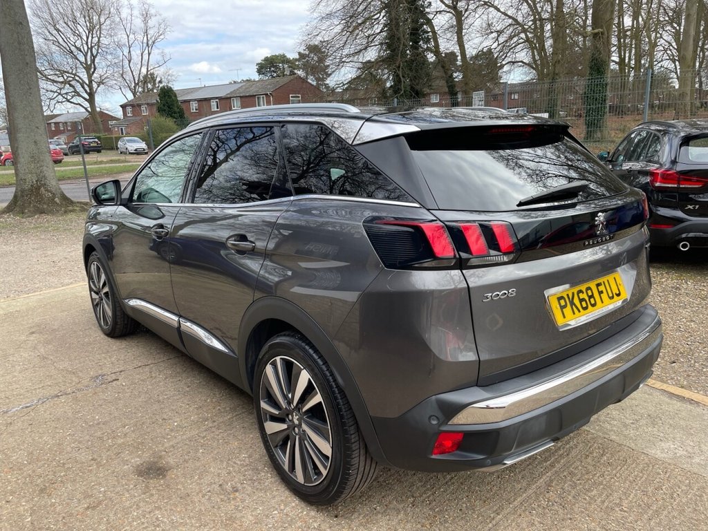 Used Peugeot 3008 2018 for sale - 77836032: Photo 6
