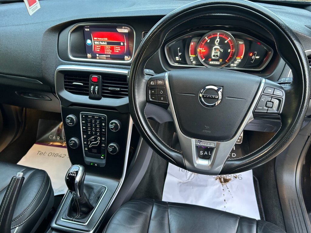 Used Volvo V40 2019 for sale - 77659820: Photo 10