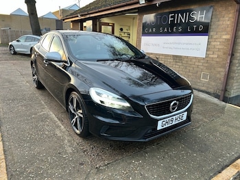 Volvo V40 feature image