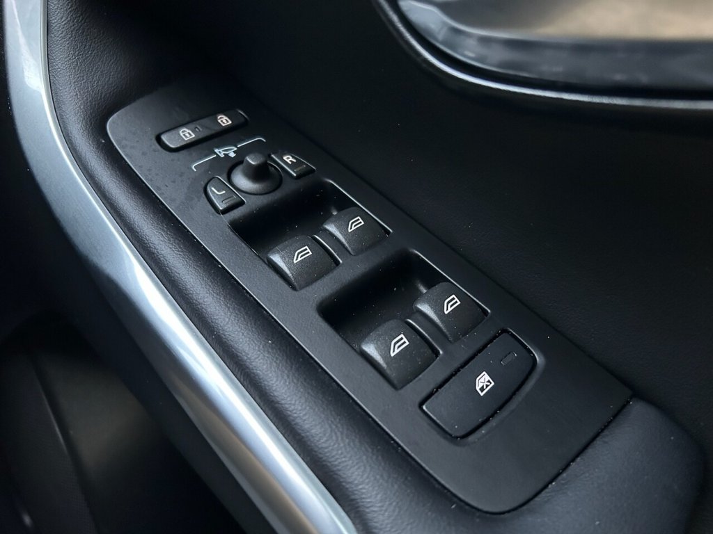 Used Volvo V40 2019 for sale - 77659820: Photo 21