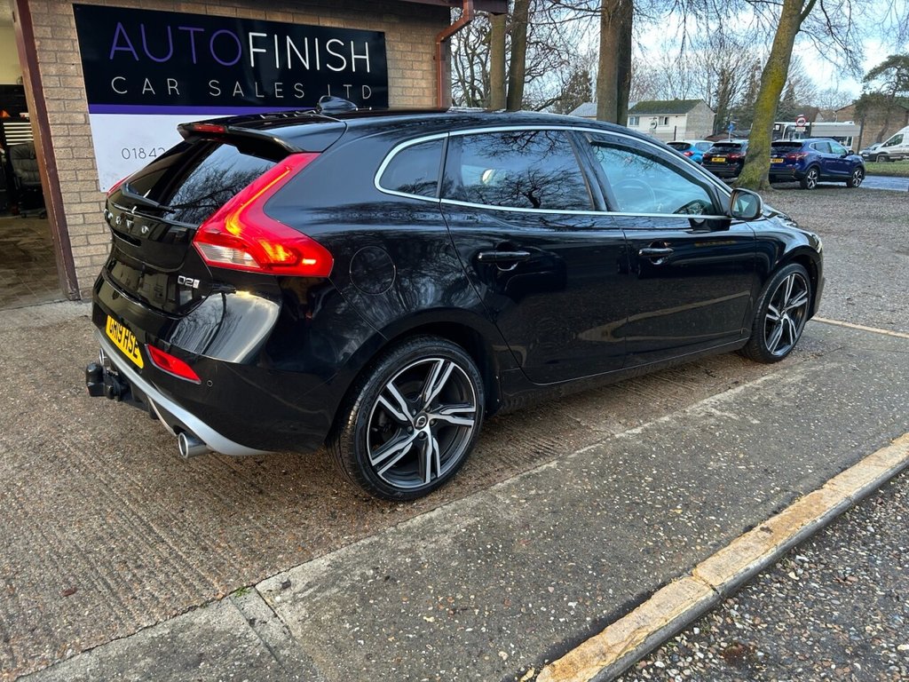 Used Volvo V40 2019 for sale - 77659820: Photo 6