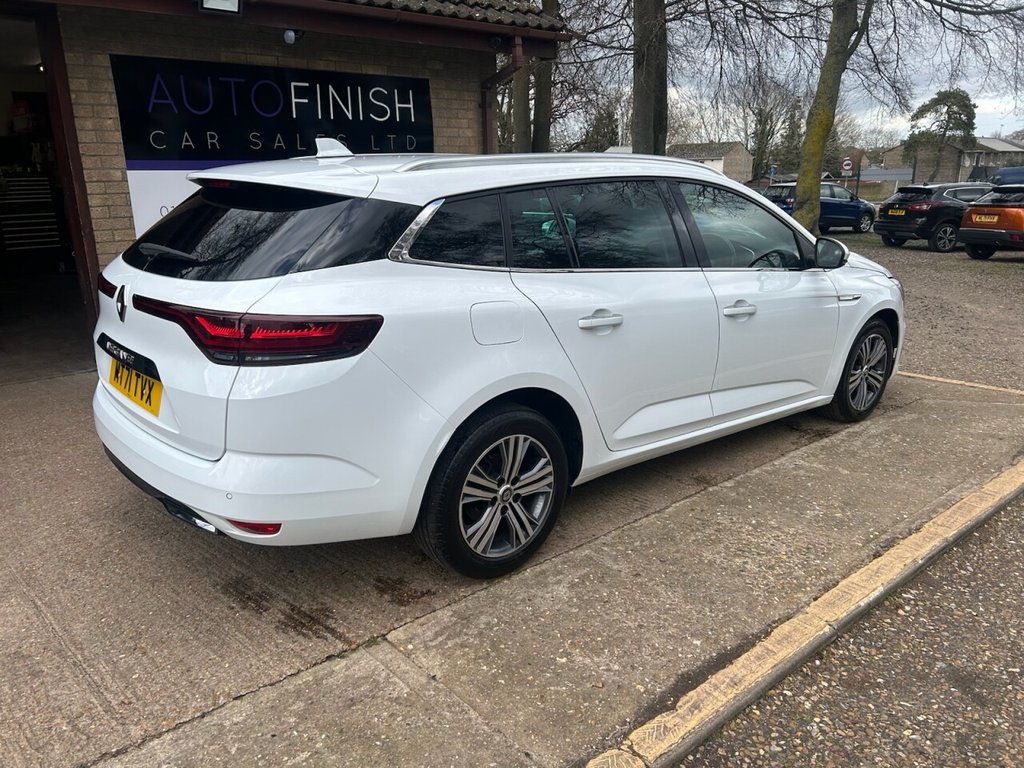 Used Renault Megane 2022 for sale - 77654654: Photo 31