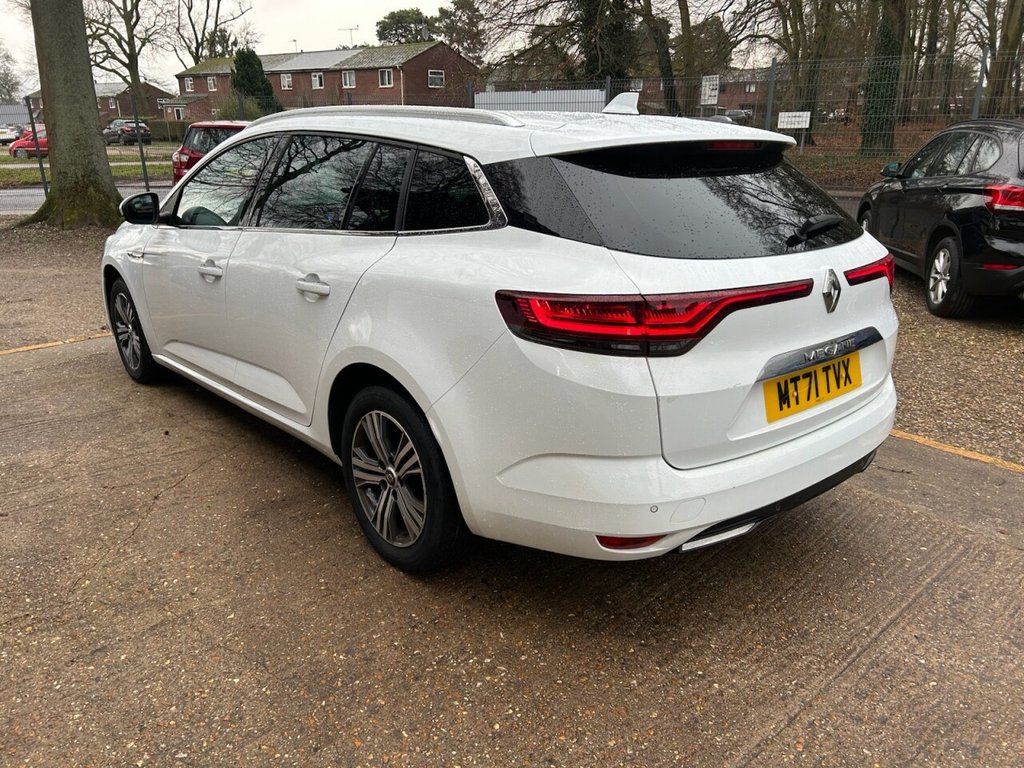 Used Renault Megane 2022 for sale - 77654654: Photo 4