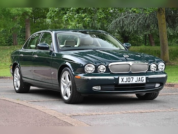 Jaguar XJ feature image