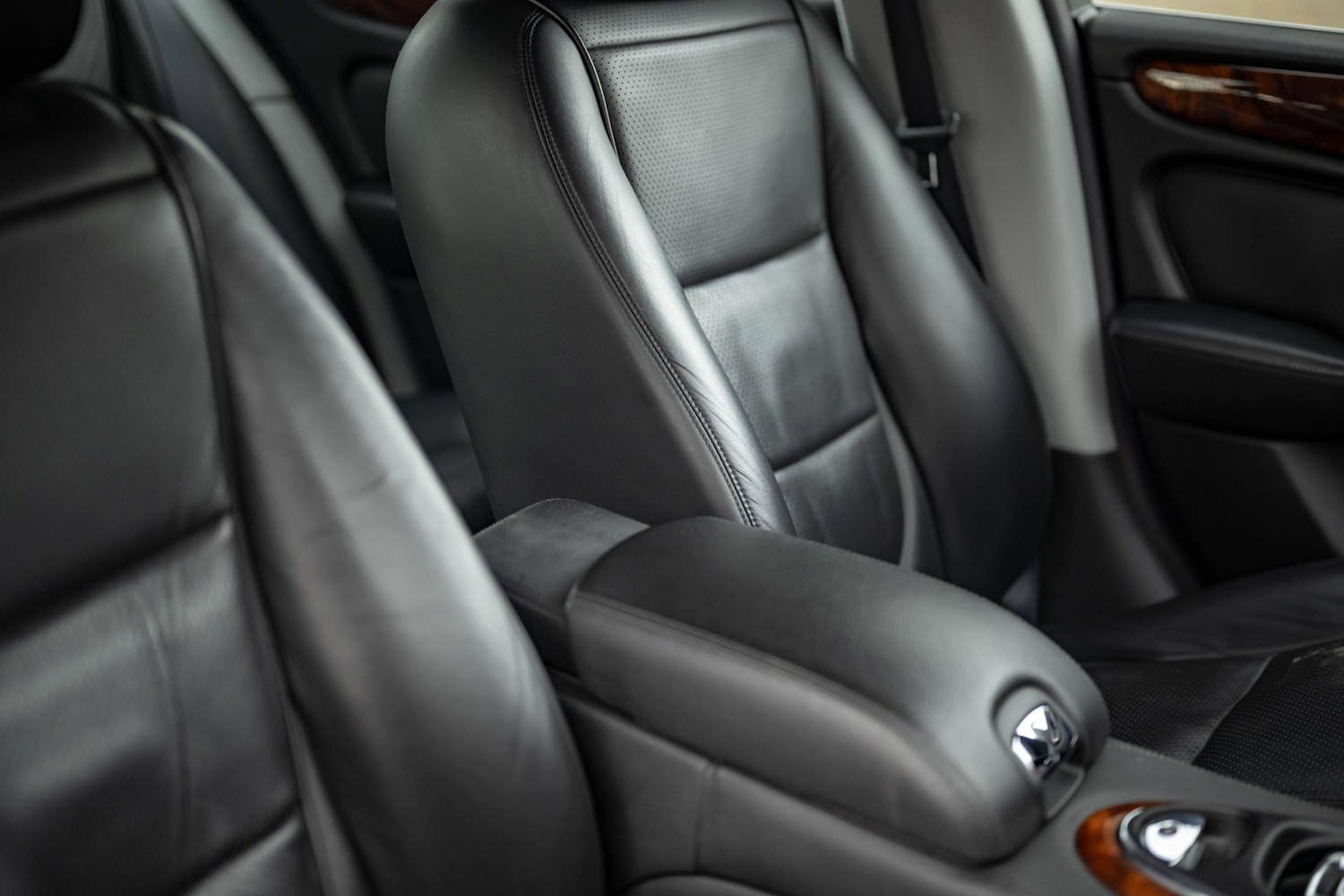 Used Jaguar XJ 2025 for sale - 76541645: Photo 12