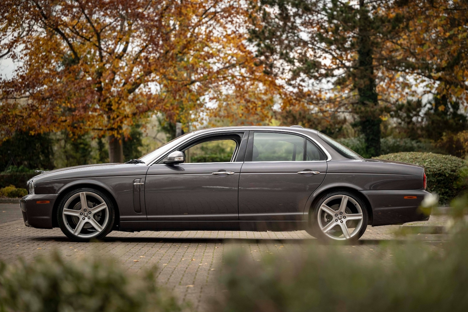 Used Jaguar XJ 2025 for sale - 76541645: Photo 8