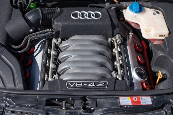 Used Audi S4 2004 for sale - 76276075: Photo 4