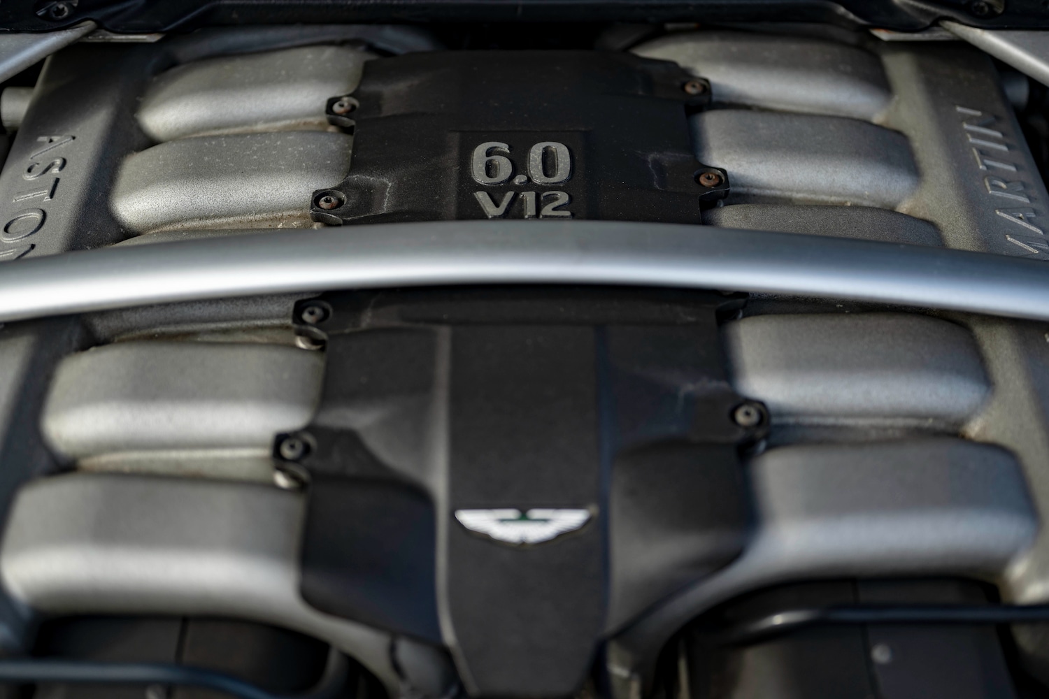 Used Aston Martin DB9 2005 for sale - 77607399: Photo 4