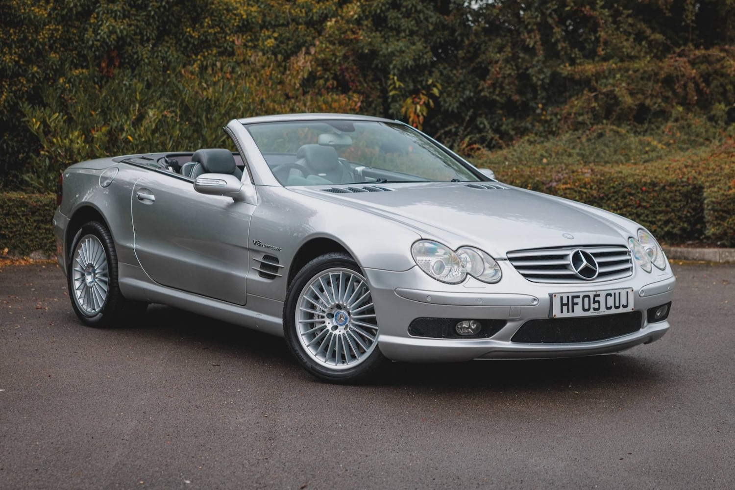 Used Mercedes-Benz SL 2005 for sale - 76273172: Photo 1