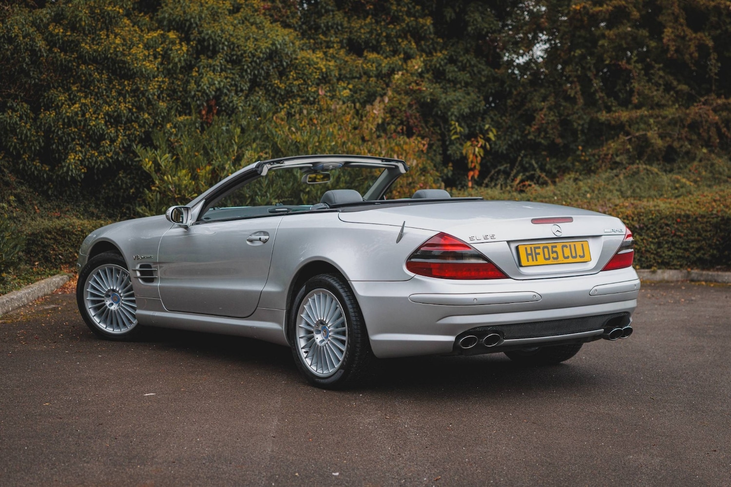 Used Mercedes-Benz SL 2005 for sale - 76273172: Photo 4