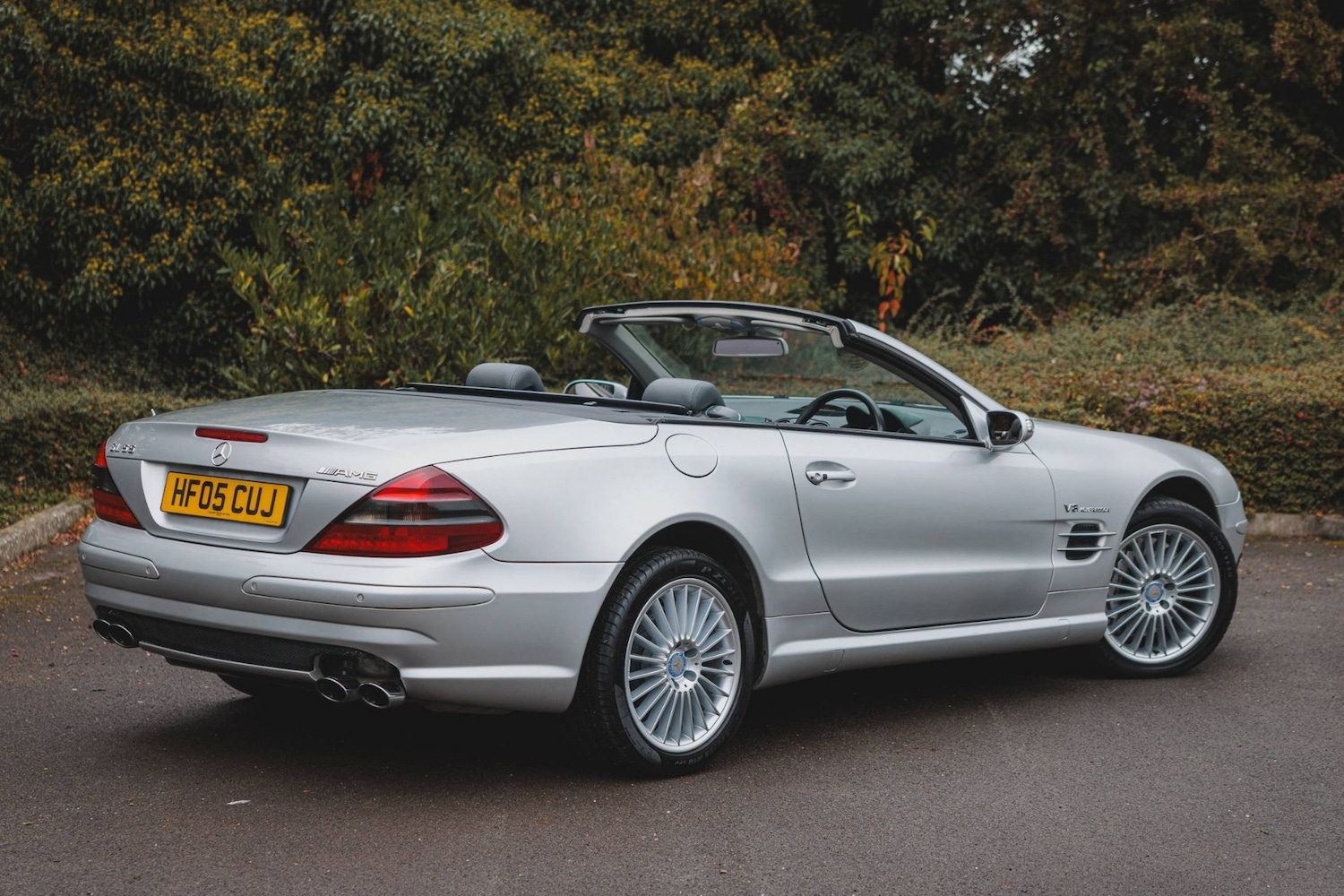 Used Mercedes-Benz SL 2005 for sale - 76273172: Photo 5