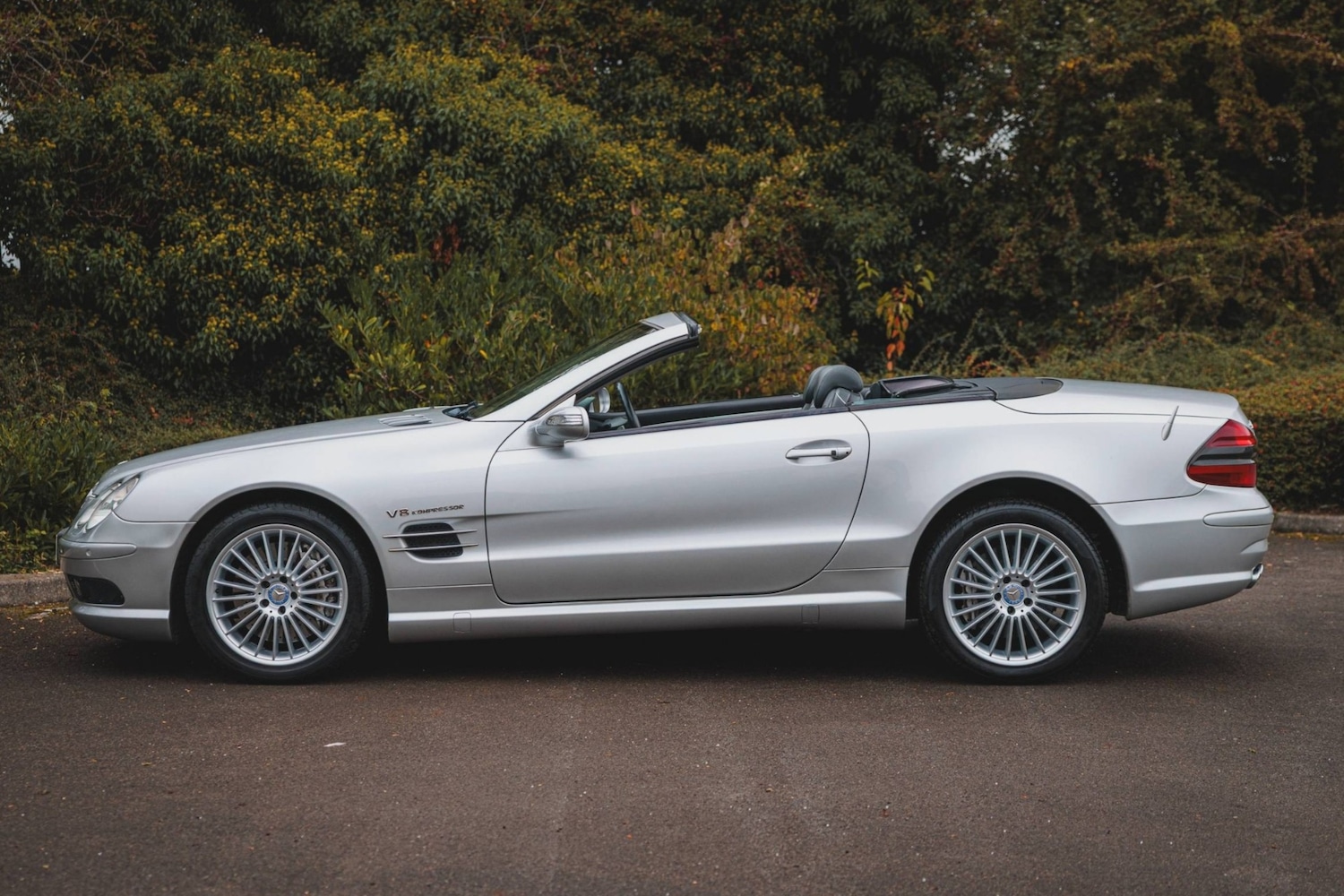 Used Mercedes-Benz SL 2005 for sale - 76273172: Photo 8