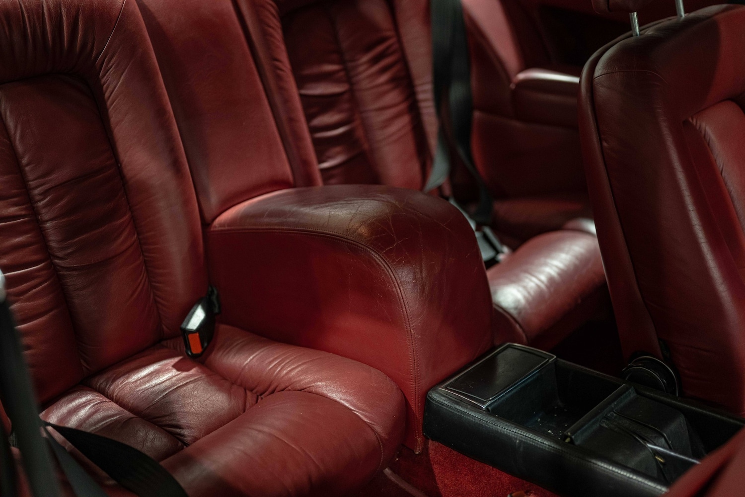 Used Ferrari 400i 1984 for sale - 76638377: Photo 14