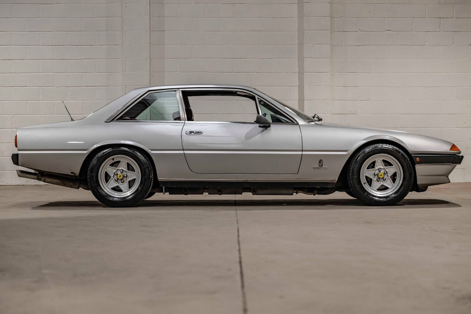 Used Ferrari 400i 1984 for sale - 76638377: Photo 7