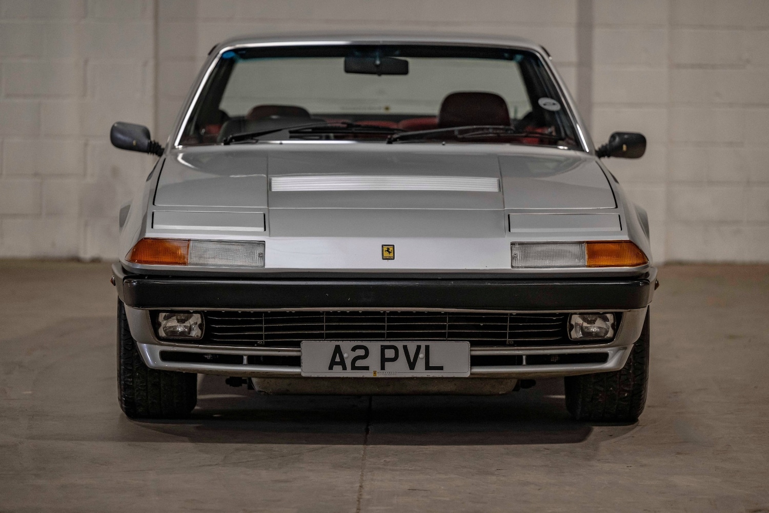 Used Ferrari 400i 1984 for sale - 76638377: Photo 9