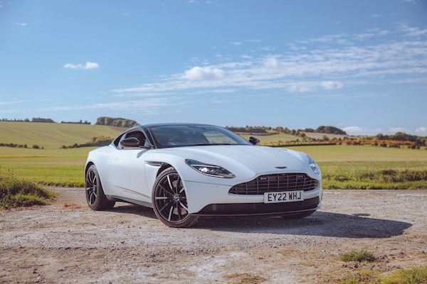 Used Aston Martin DB11 2022 for sale - 76143461: Photo 3
