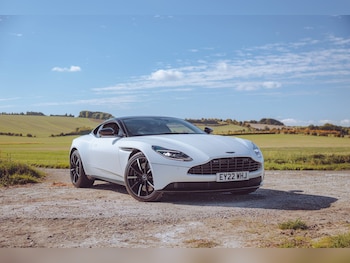 Used Aston Martin DB11 2022 for sale - 76143461: Photo 3
