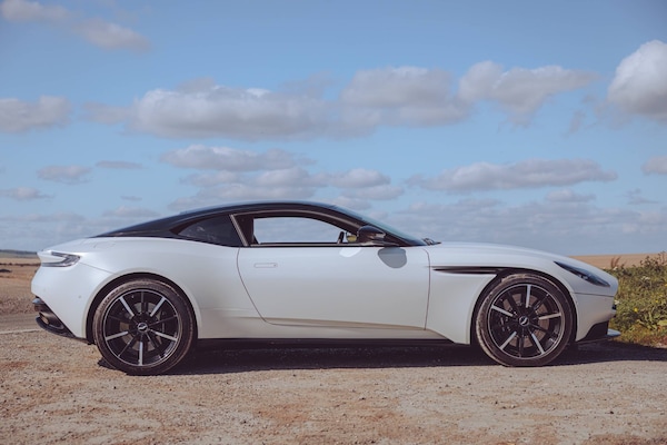 Used Aston Martin DB11 2022 for sale - 76143461: Photo 8