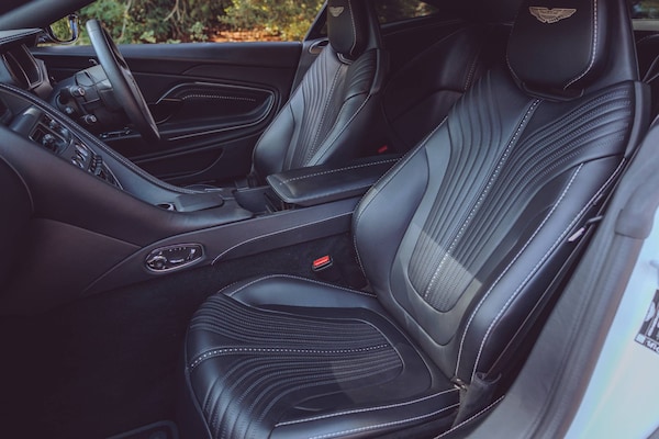 Used Aston Martin DB11 2022 for sale - 76143461: Photo 9