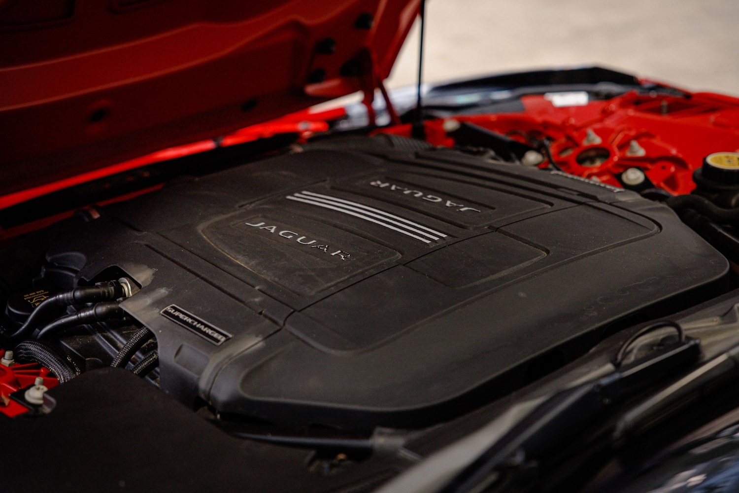 Used Jaguar F-Type 2017 for sale - 77515400: Photo 6