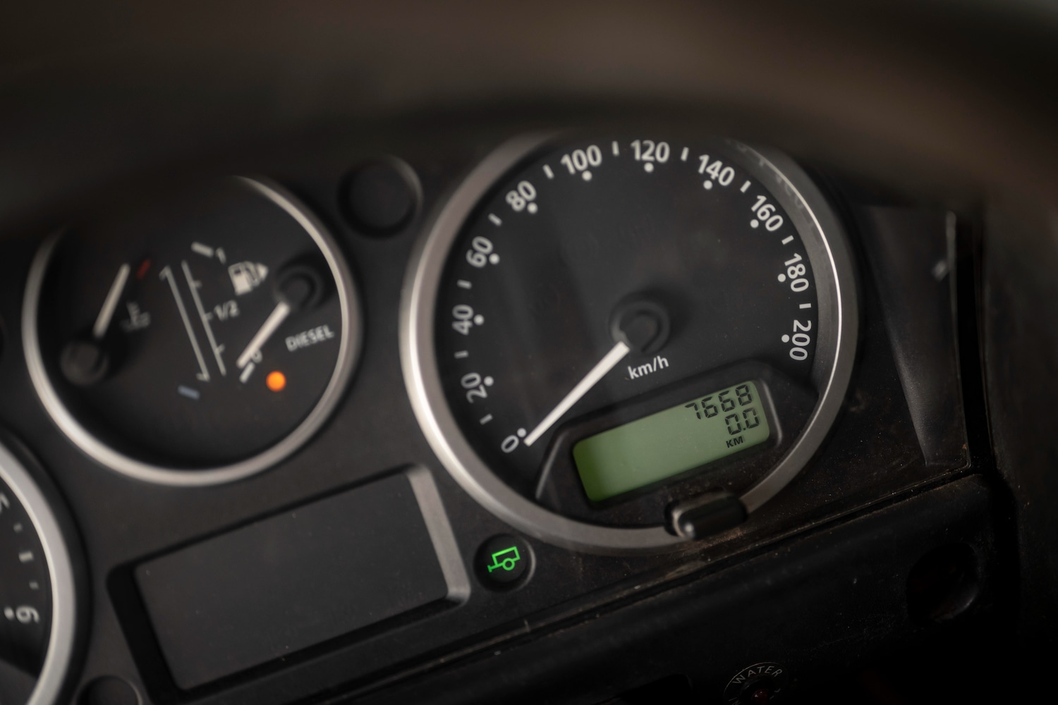 Used Land Rover Defender 110 2025 for sale - 78106010: Photo 8