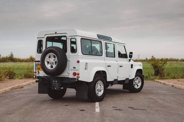 Used Land Rover Defender 2014 for sale - 76252344: Photo 12