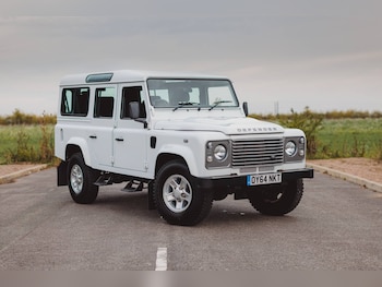Used Land Rover Defender 2014 for sale - 76252344: Photo 3