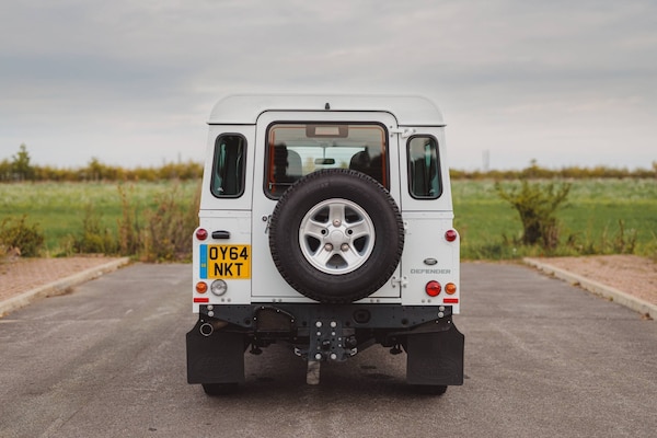 Used Land Rover Defender 2014 for sale - 76252344: Photo 5