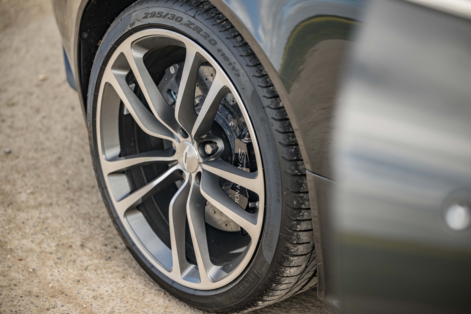 Used Aston Martin DBS 2010 for sale - 78190287: Photo 10