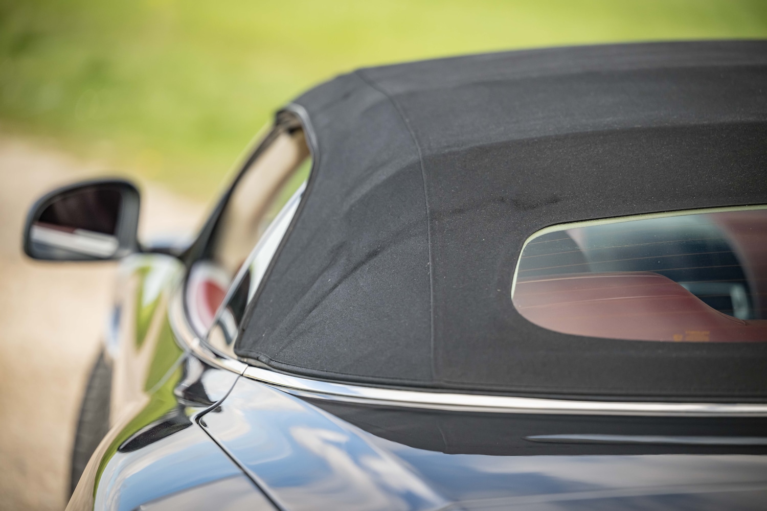 Used Aston Martin DBS 2010 for sale - 78190287: Photo 8