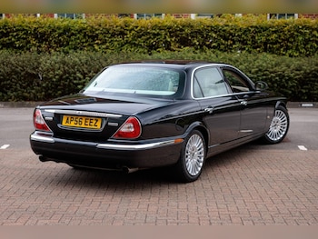 Used Jaguar XJ 2006 for sale - 75794920: Photo