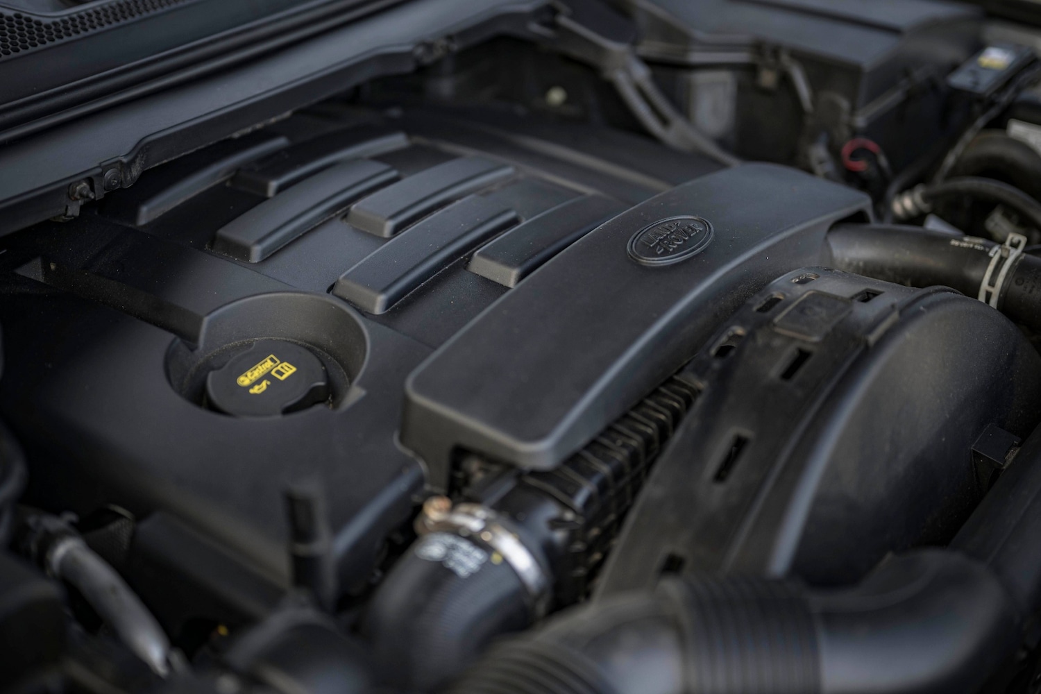 Used Land Rover Discovery 2016 for sale - 76477000: Photo 15