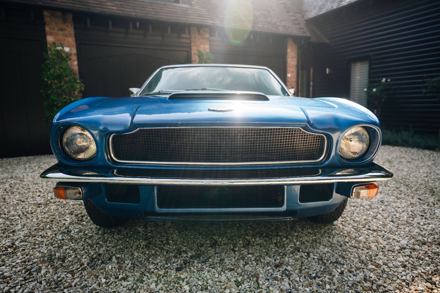 Used Aston Martin Vantage 1973 for sale - 76722377: Photo 6