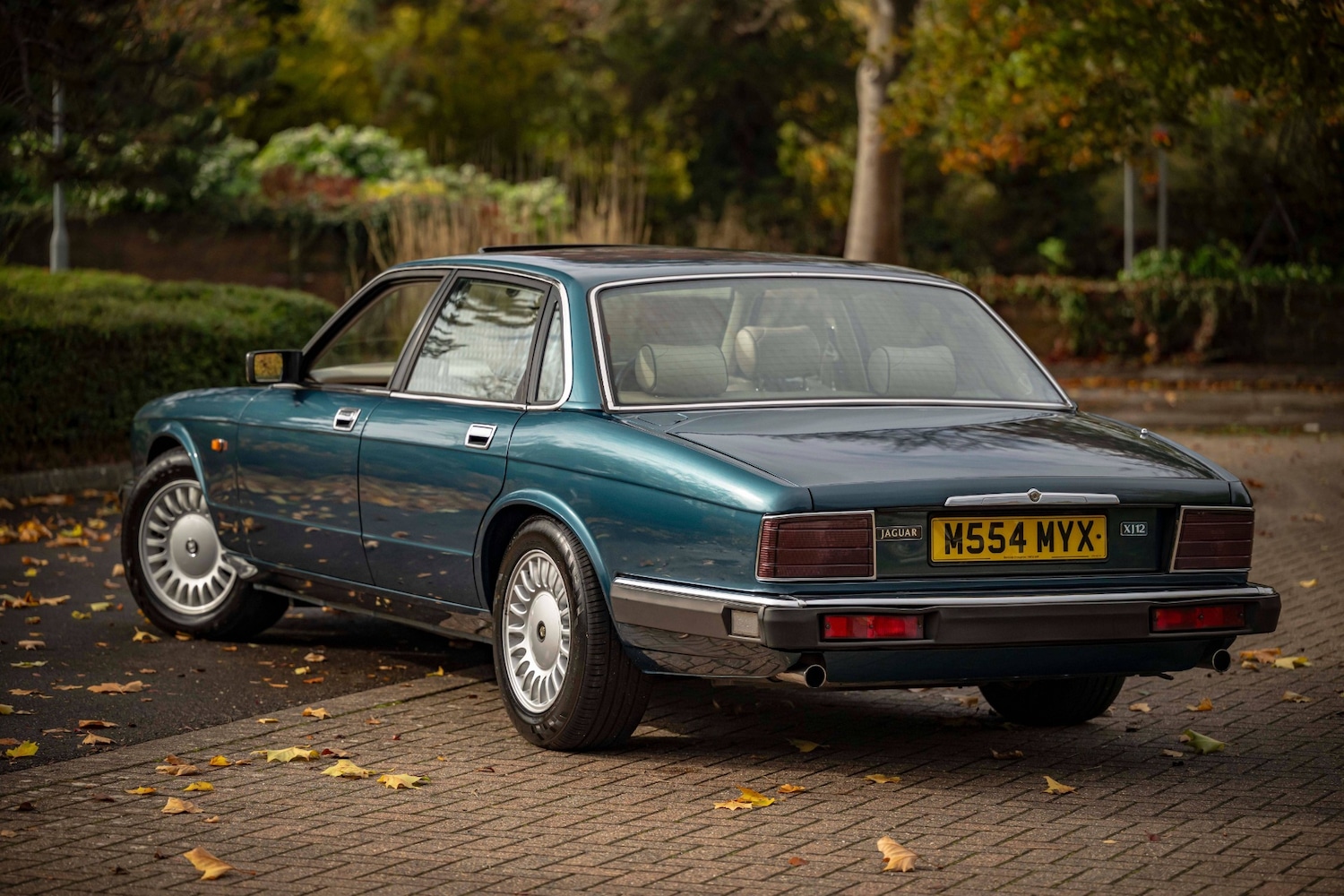 Used Jaguar XJ12 1994 for sale - 76381896: Photo 12