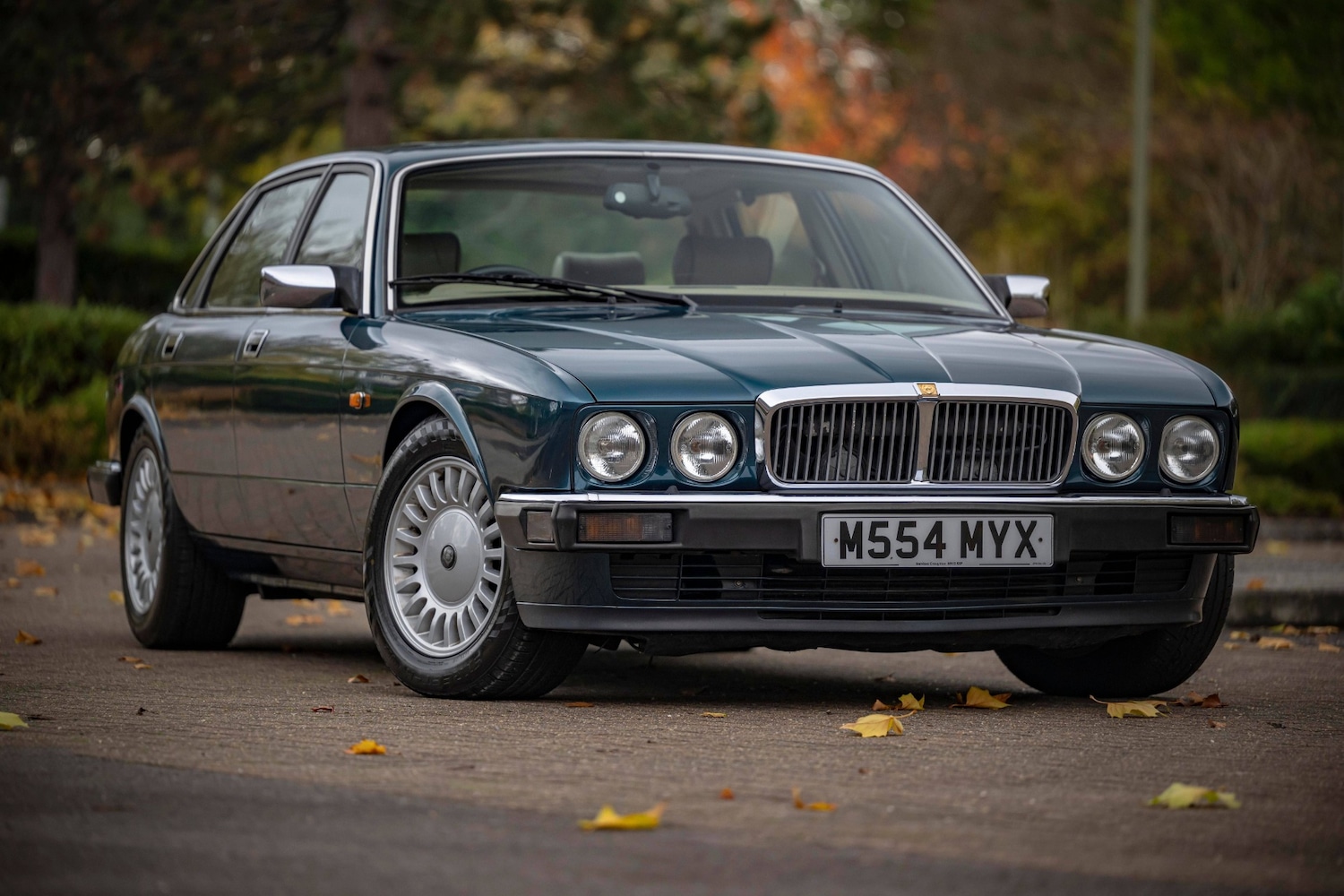 Used Jaguar XJ12 1994 for sale - 76381896: Photo 3