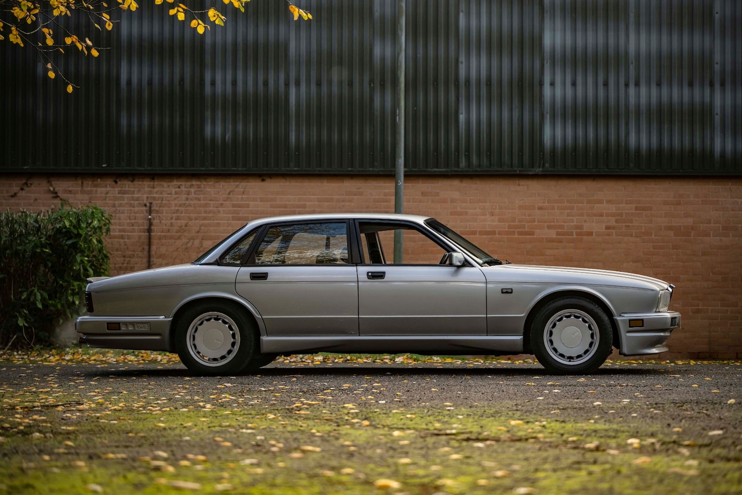 Used Jaguar XJ 1987 for sale - 76980781: Photo 3