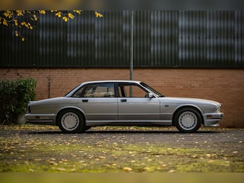 Used Jaguar XJ 1987 for sale - 76980781: Photo