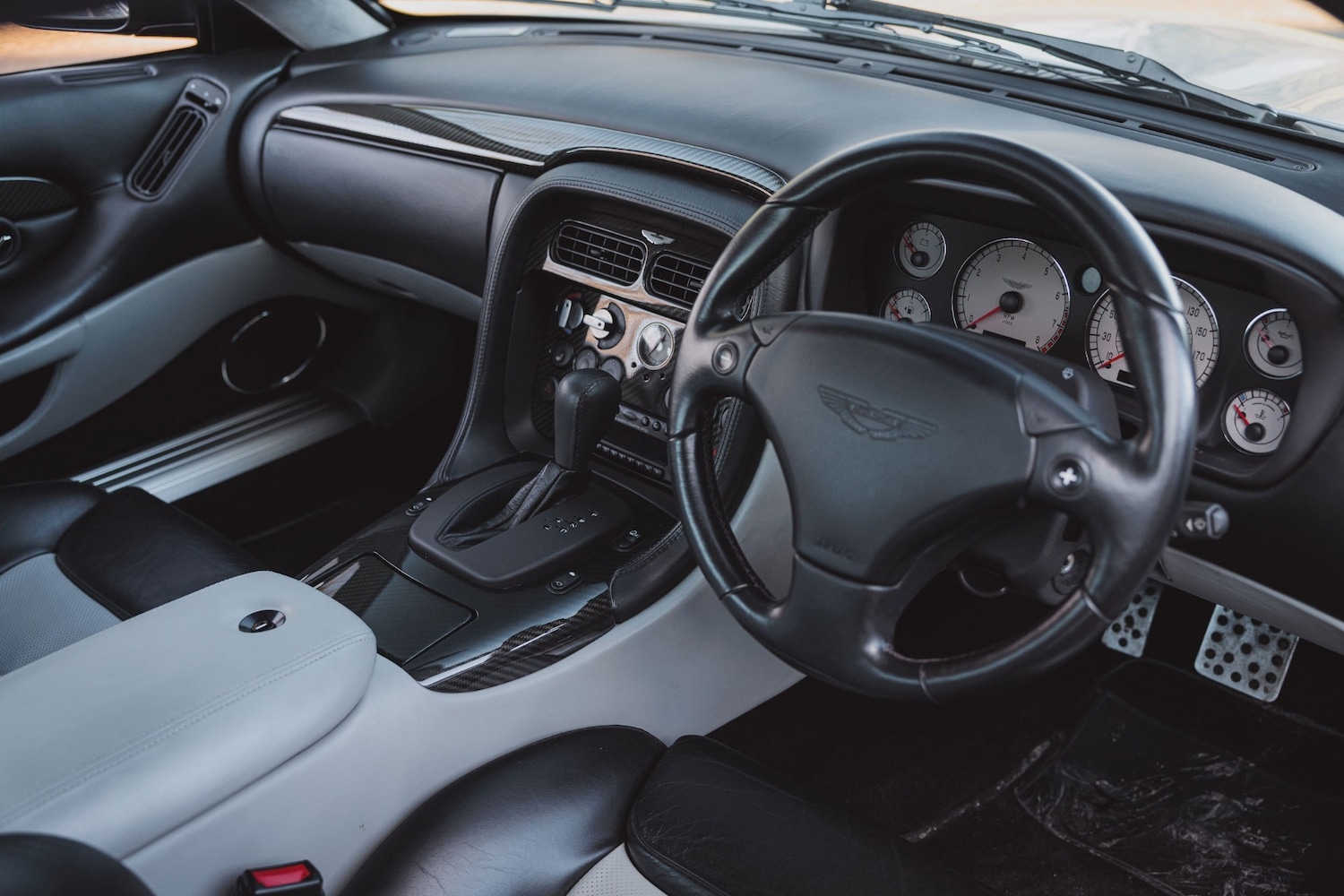 Used Aston Martin DB7 2003 for sale - 77446215: Photo 5