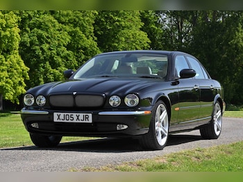 Used Jaguar XJR-S 2005 for sale - 79124371: Photo