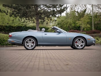Used Jaguar XK8 2004 for sale - 78340093: Photo