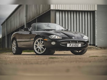 Used Jaguar XKR 2001 for sale - 76252428: Photo 3